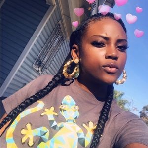 Meet your Posher, Lashay